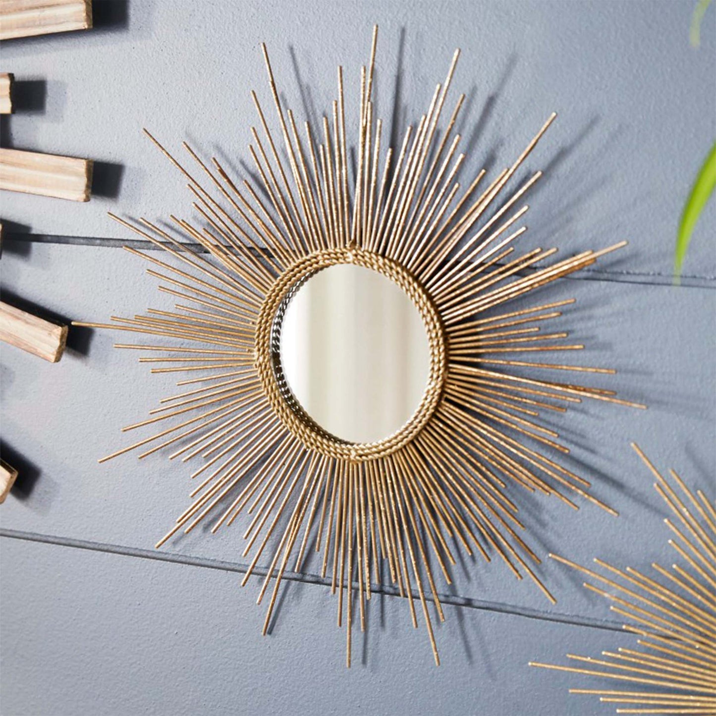 Gold Sunburst Wall Mirror Decor for Home, Home Accent Decorative Hanging Wall Art for Living Room 32 inches DIa