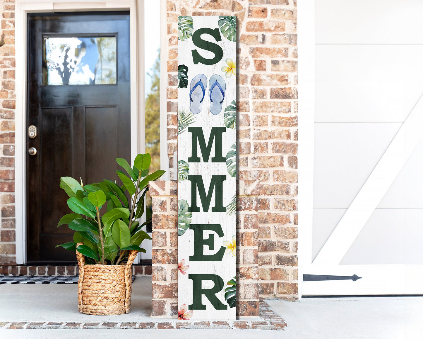 48in Tropical Summer Porch Sign with Palm Leaf & Slippers Pattern for Front Door, Wooden 48-inch Beach-Themed Entryway Decor